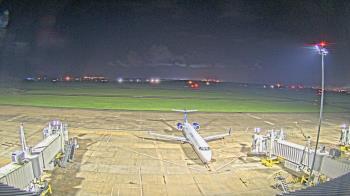 Weather camera view of Lake Charles Rgnl Arpt terminal bldg.